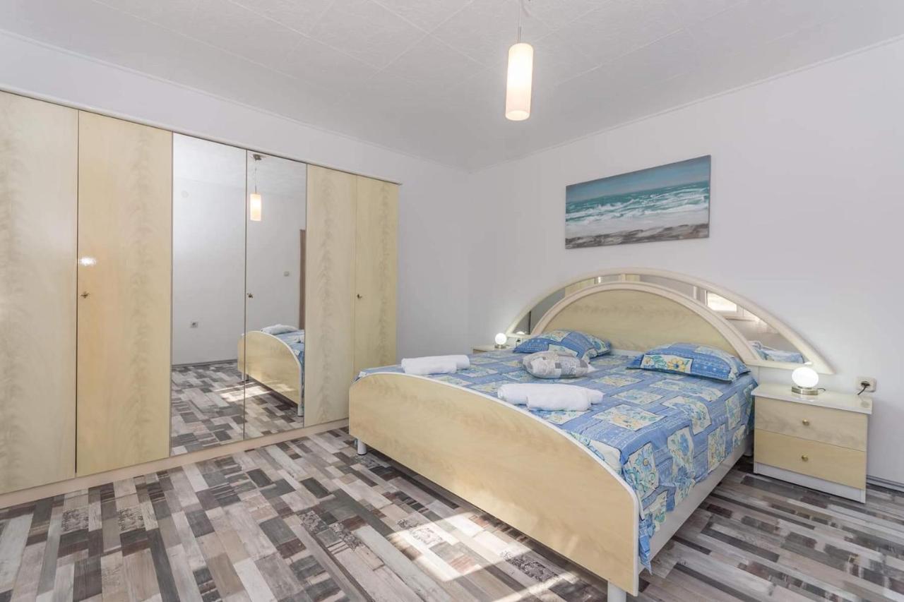 Agape Apartments Biograd Na Moru Eksteriør billede