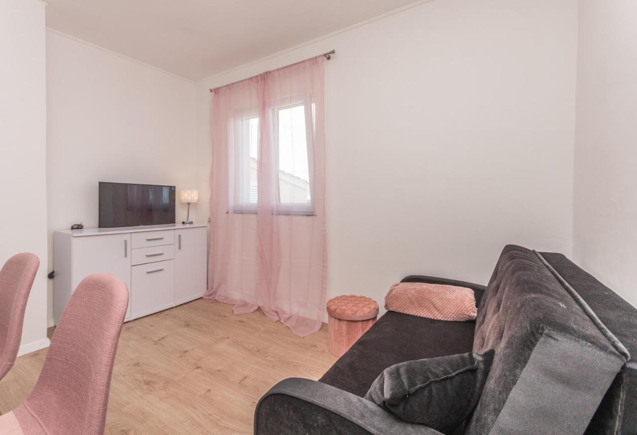 Agape Apartments Biograd Na Moru Eksteriør billede