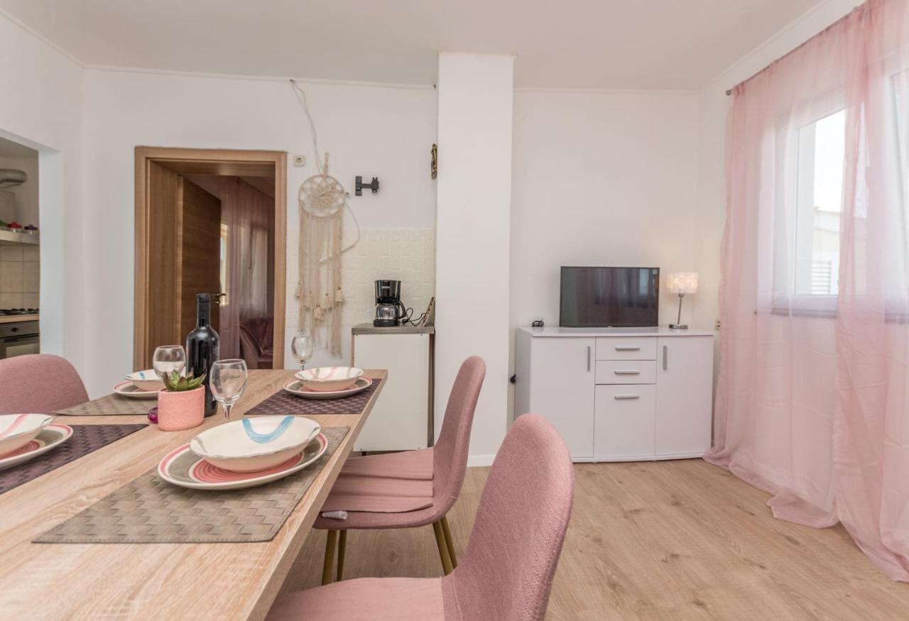 Agape Apartments Biograd Na Moru Eksteriør billede