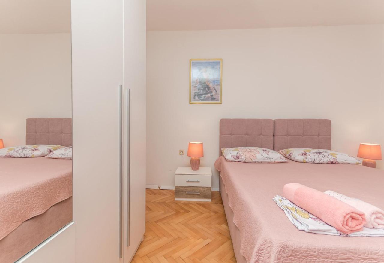 Agape Apartments Biograd Na Moru Eksteriør billede