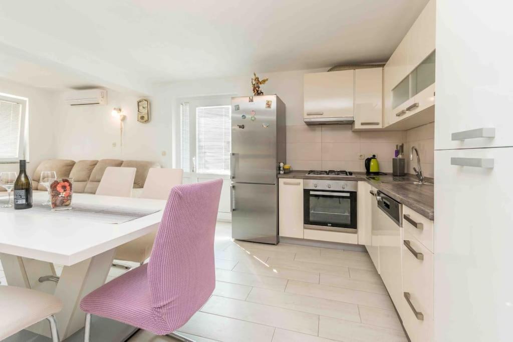 Agape Apartments Biograd Na Moru Eksteriør billede